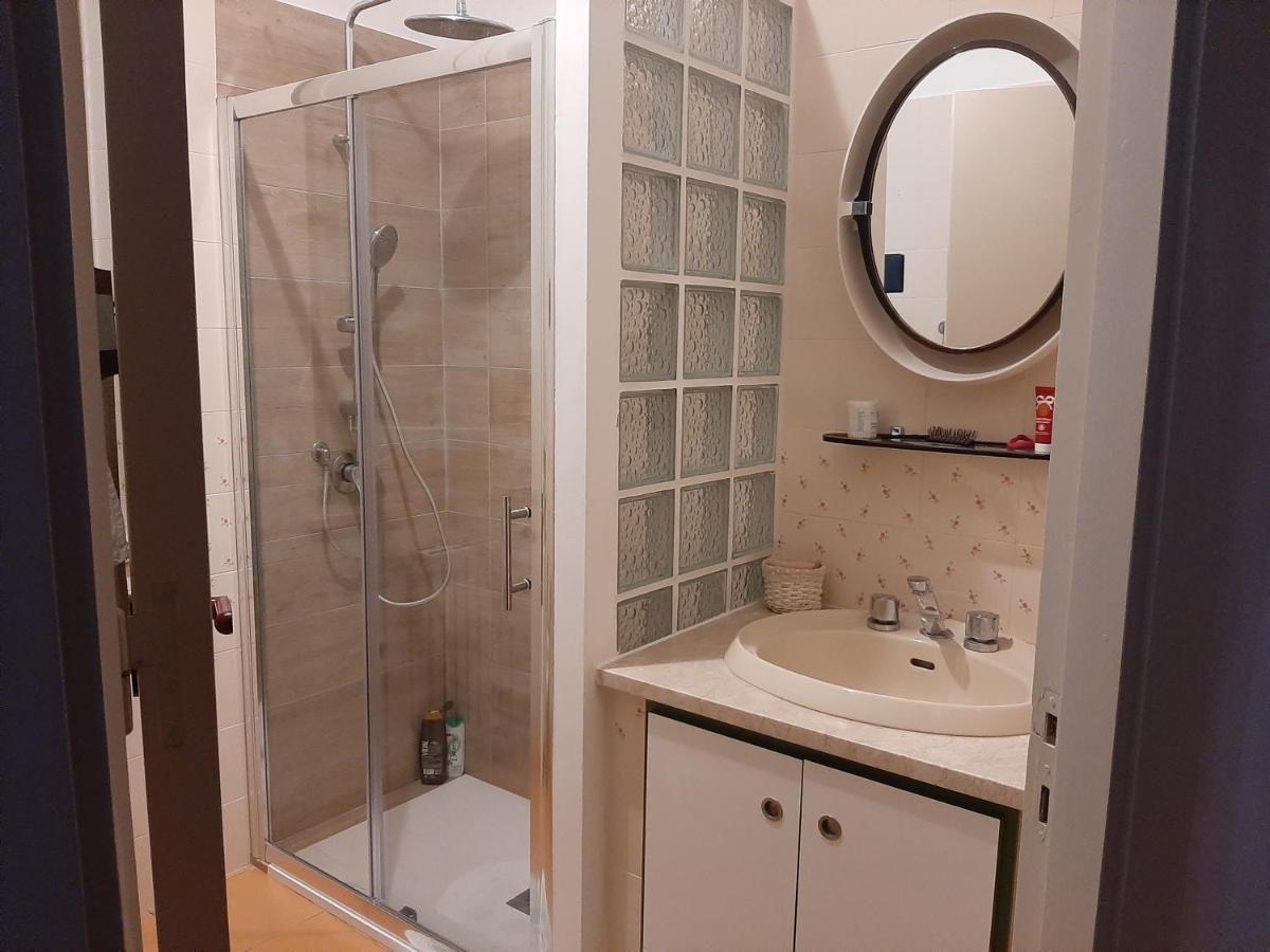 Lomarchi Holiday Home Carini Dış mekan fotoğraf