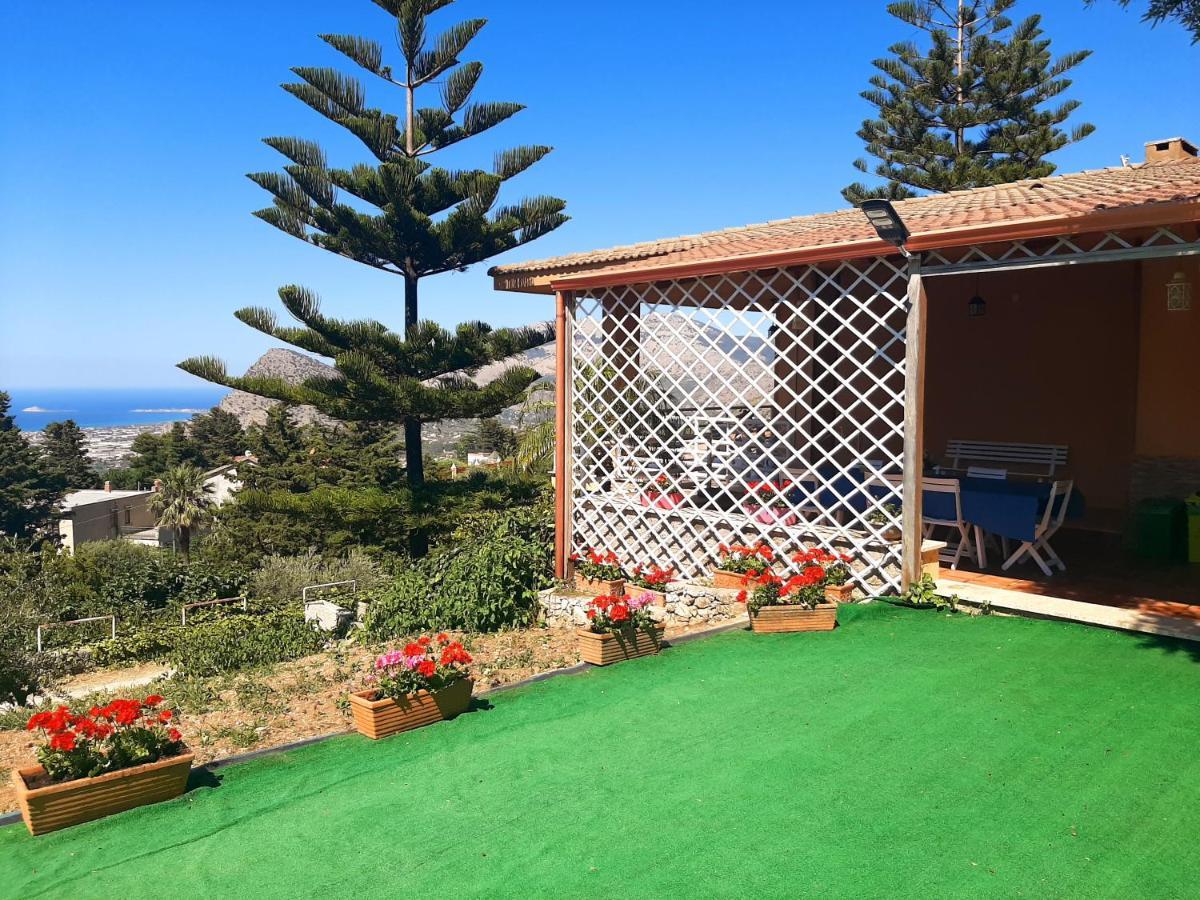 Lomarchi Holiday Home Carini Dış mekan fotoğraf