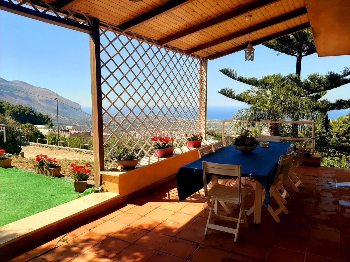 Lomarchi Holiday Home Carini Dış mekan fotoğraf